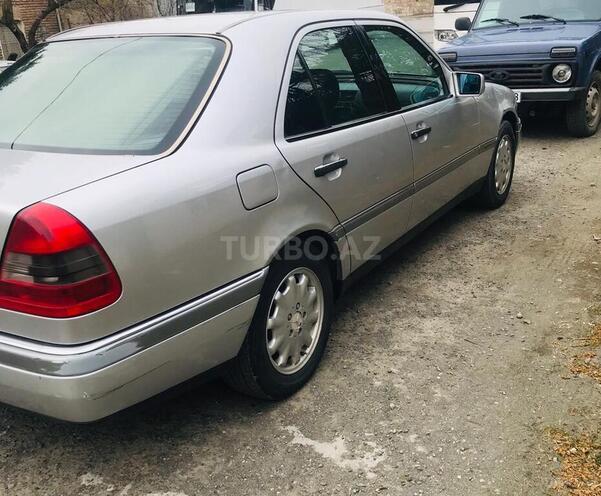 Mercedes C 220 1995, 263,283 km - 2.2 l - Gəncə