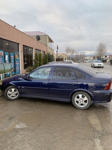 Opel Vectra 1999, 184,689 km - 1.6 л - Qazax