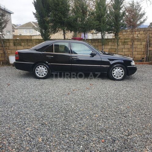 Mercedes C 220 1996, 254,786 km - 2.2 l - Masallı