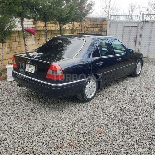 Mercedes C 220 1996, 254,786 km - 2.2 l - Masallı