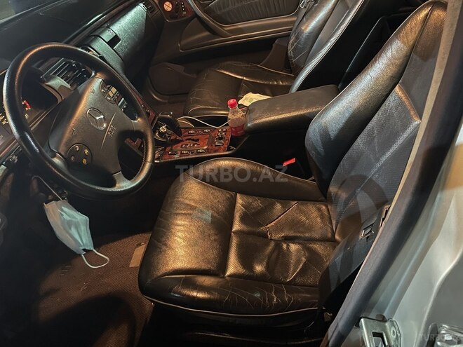 Mercedes E 240 2001, 265,034 km - 2.6 l - Bakı