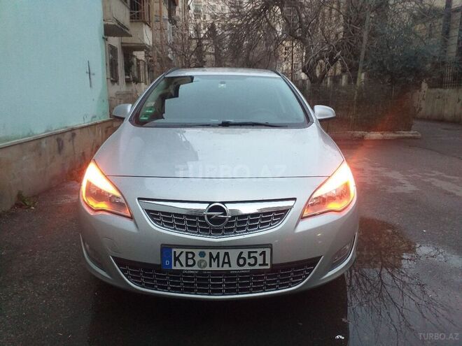 Opel Astra 2012, 115,770 km - 1.3 l - Bakı