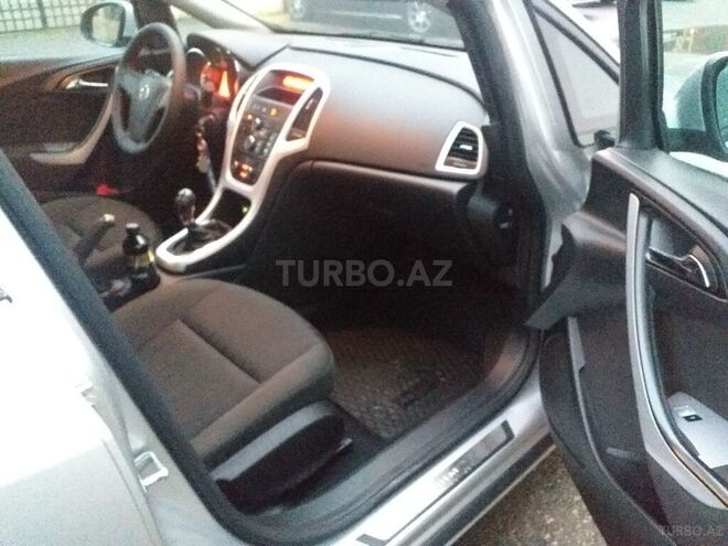 Opel Astra 2012, 115,770 km - 1.3 l - Bakı