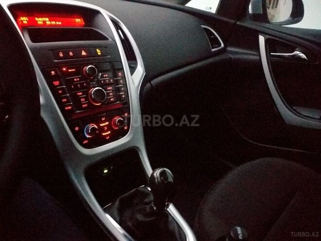 Opel Astra 2012, 115,770 km - 1.3 l - Bakı