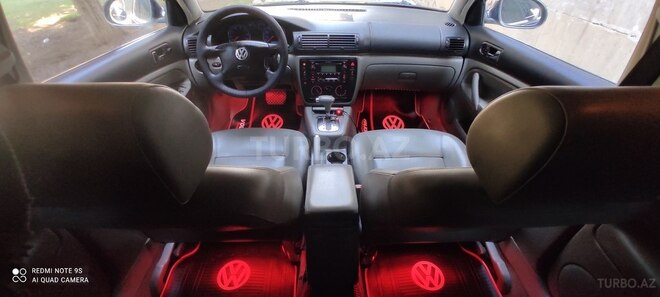 Volkswagen Passat 2004, 256,000 km - 1.8 л - Bakı
