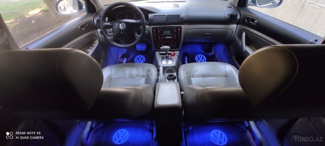 Volkswagen Passat 2004, 256,000 km - 1.8 л - Bakı