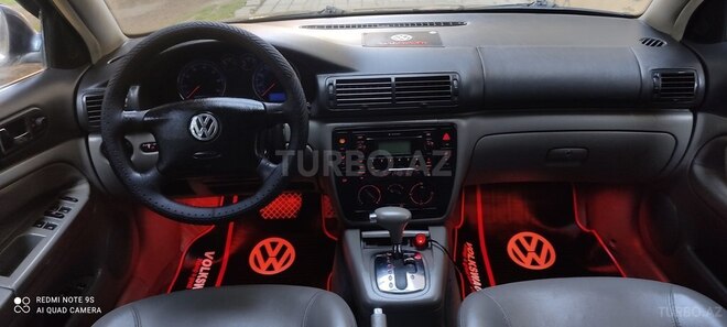 Volkswagen Passat 2004, 256,000 km - 1.8 л - Bakı