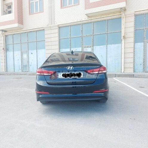 Hyundai Elantra 2015, 137,000 km - 1.6 л - Bakı