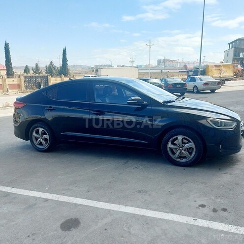 Hyundai Elantra 2015, 137,000 km - 1.6 л - Bakı