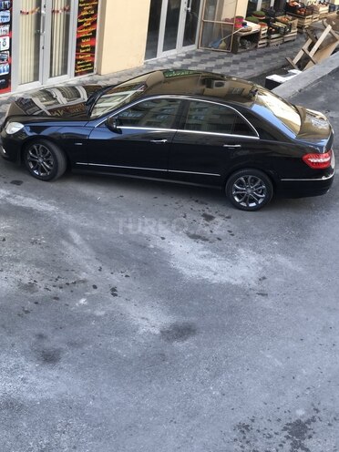 Mercedes E 350 2010, 233,010 km - 3.5 л - Bakı