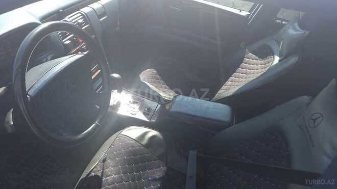 Mercedes E 220 1998, 613,241 km - 2.2 l - Bərdə