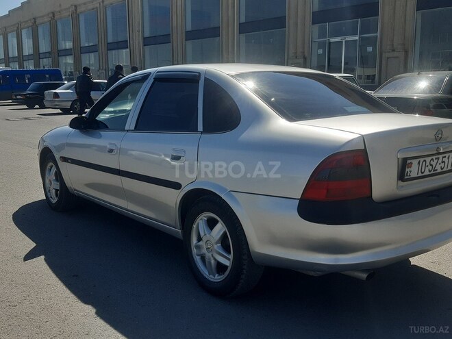 Opel Vectra 1997, 317,000 km - 1.6 л - Bakı