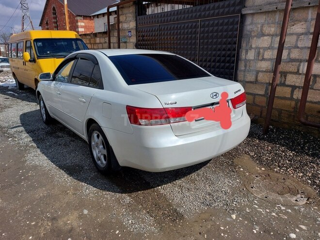 Hyundai Sonata 2006, 300,000 km - 2.4 l - Qusar