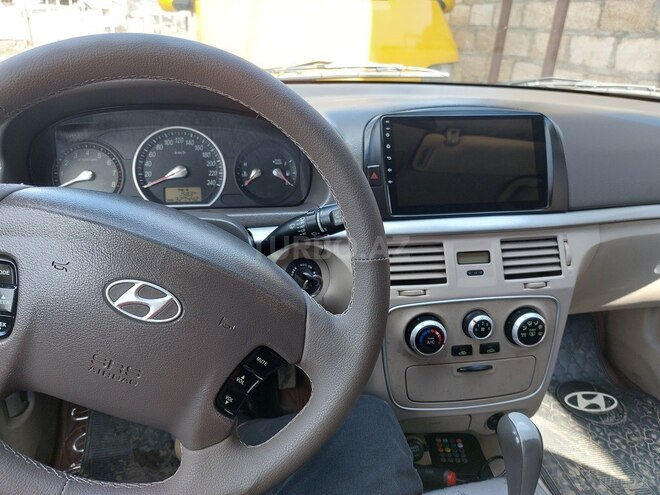 Hyundai Sonata 2006, 300,000 km - 2.4 l - Qusar