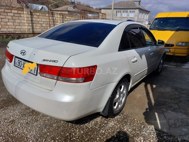 Hyundai Sonata 2006, 300,000 km - 2.4 l - Qusar