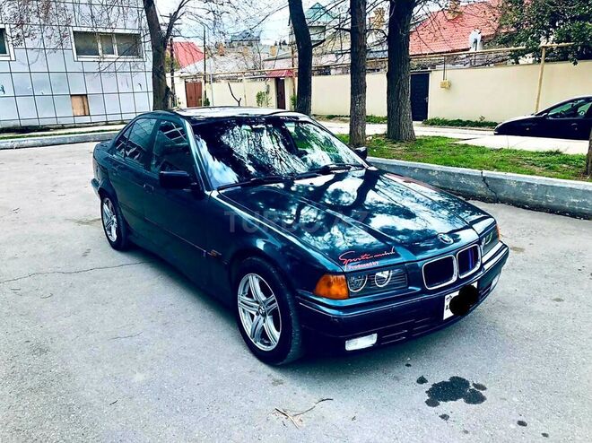 BMW 320 1992, 192,000 km - 2.0 l - Bakı