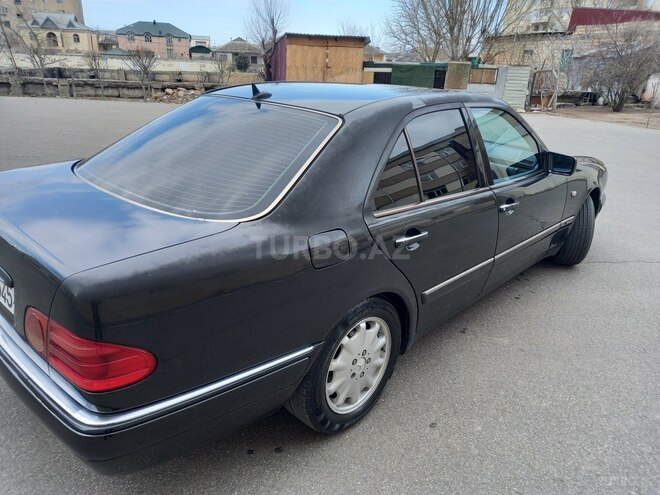 Mercedes E 280 1996, 300,000 km - 2.8 l - Bakı