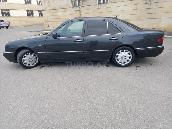 Mercedes E 280 1996, 300,000 km - 2.8 l - Bakı
