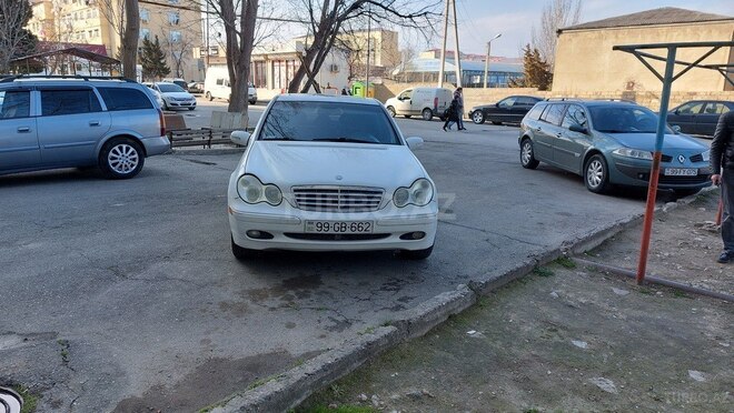 Mercedes C 240 2001, 286,000 km - 2.4 l - Sumqayıt