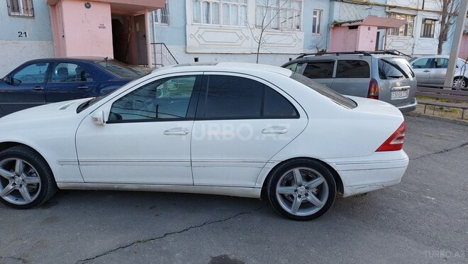 Mercedes C 240 2001, 286,000 km - 2.4 l - Sumqayıt
