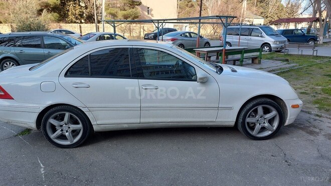 Mercedes C 240 2001, 286,000 km - 2.4 l - Sumqayıt
