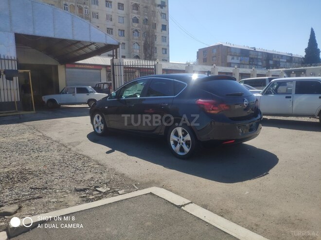 Opel Astra 2010, 208,000 km - 1.7 l - Gəncə