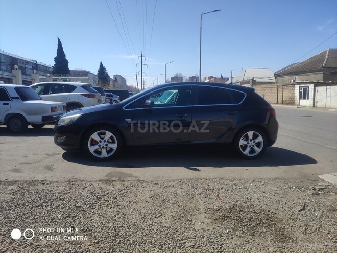 Opel Astra 2010, 208,000 km - 1.7 l - Gəncə