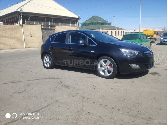 Opel Astra 2010, 208,000 km - 1.7 l - Gəncə