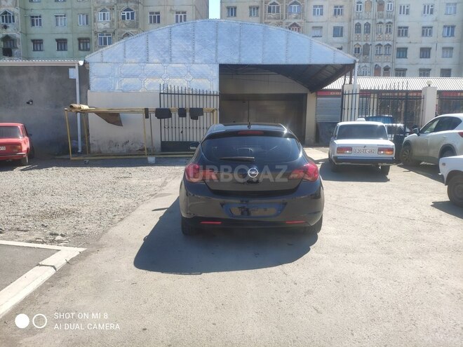 Opel Astra 2010, 208,000 km - 1.7 l - Gəncə