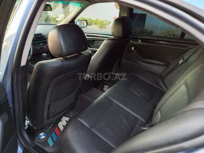 BMW 325 2001, 111,111 km - 2.5 l - Zaqatala