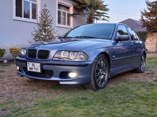 BMW 325 2001, 111,111 km - 2.5 l - Zaqatala