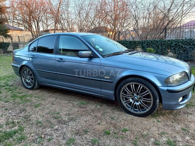 BMW 325 2001, 111,111 km - 2.5 l - Zaqatala