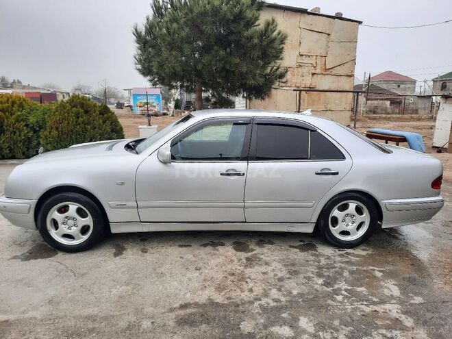Mercedes E 240 1998, 410,100 km - 2.4 l - Bakı