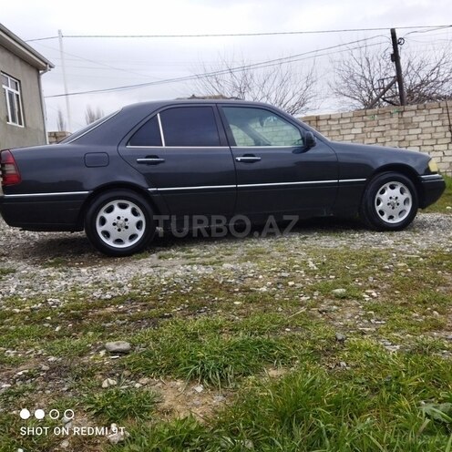 Mercedes C 220 1996, 88,000 km - 2.2 l - Xaçmaz