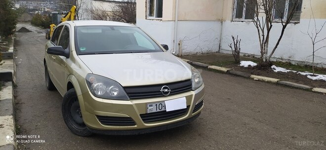 Opel Astra 2004, 244,444 km - 1.4 л - Qusar
