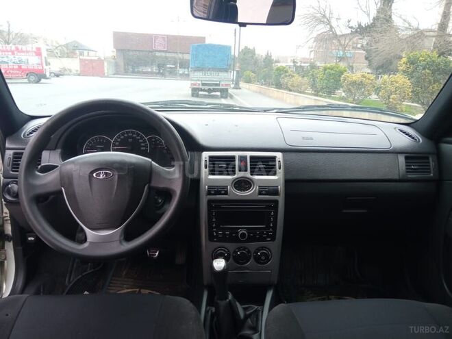LADA (VAZ) Priora 2013, 203,000 km - 1.6 l - Bakı