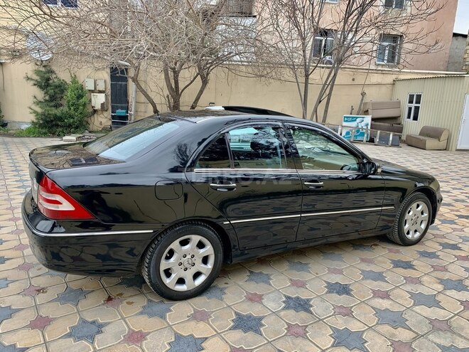 Mercedes C 240 2005, 330,000 km - 2.4 l - Bakı