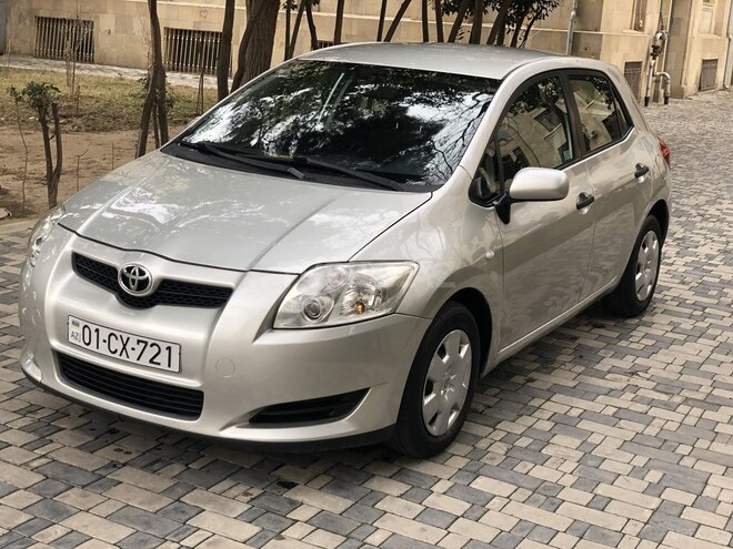 Toyota Auris 2007, 190,000 km - 1.4 l - Bakı