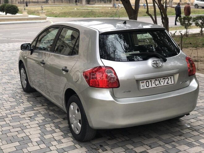 Toyota Auris 2007, 190,000 km - 1.4 l - Bakı