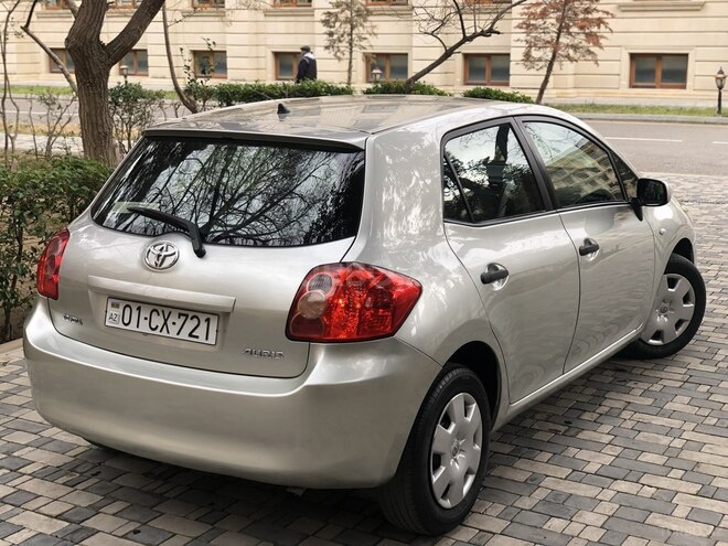 Toyota Auris 2007, 190,000 km - 1.4 l - Bakı