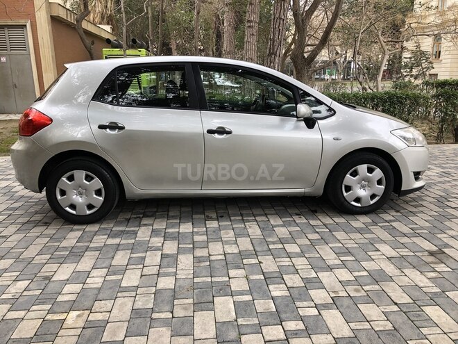 Toyota Auris 2007, 190,000 km - 1.4 l - Bakı