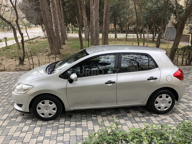 Toyota Auris 2007, 190,000 km - 1.4 l - Bakı