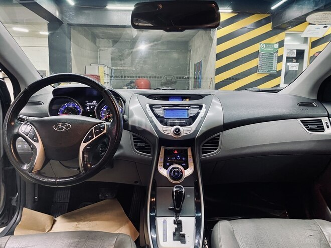 Hyundai Elantra 2012, 177,028 km - 1.8 l - Bakı