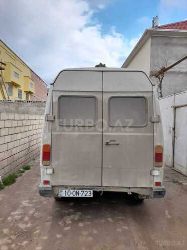 Mercedes 308 D 1994, 500,000 km - 2.3 l - Salyan