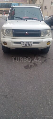Mitsubishi Pajero io 2001, 358,000 km - 1.8 l - Bakı