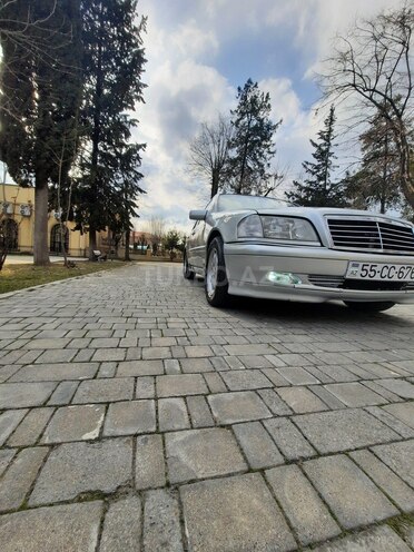Mercedes C 180 1994, 280,000 km - 1.8 l - Şəki