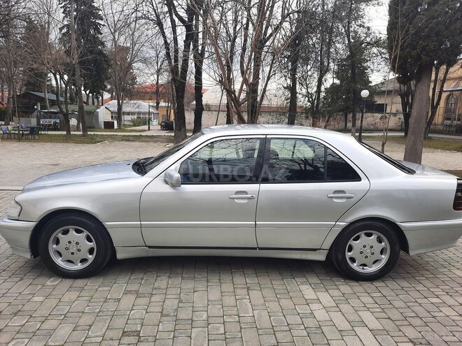 Mercedes C 180 1994, 280,000 km - 1.8 l - Şəki