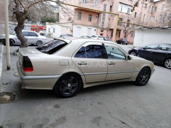 Mercedes C 220 1994, 627,443 km - 2.2 l - Bakı
