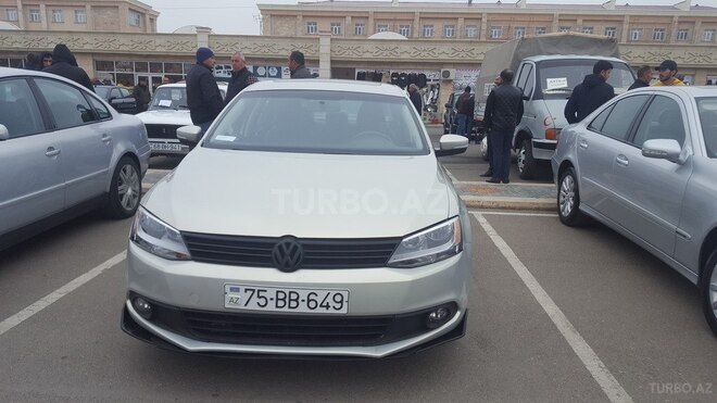 Volkswagen Jetta 2010, 172,200 km - 2.5 л - Naxçıvan