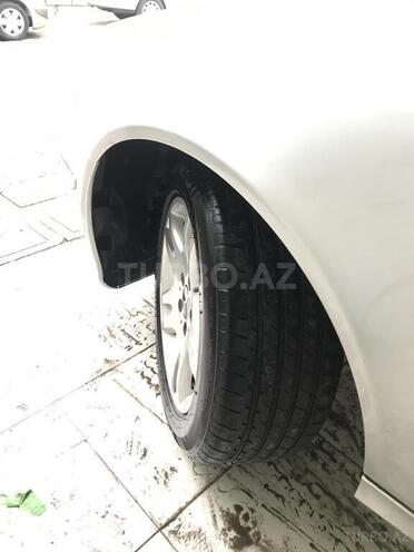 Mercedes E 270 2003, 310,000 km - 2.7 l - Bakı